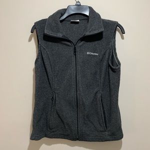 Columbia - Women’s gray fleece vest